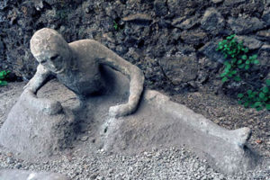 The-garden-of-fugitives-of-Pompeii